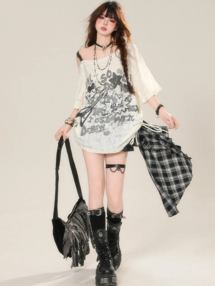 Korean-Style Street Graffiti Loose Off-Shoulder T-Shirt