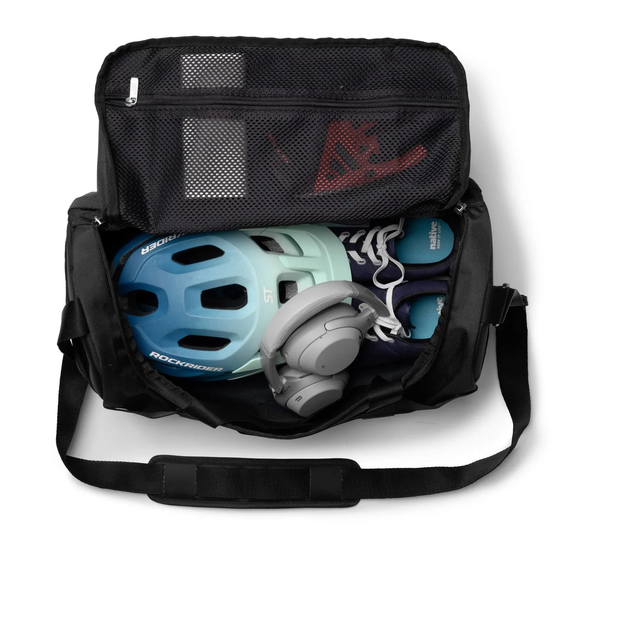 Sport & Travel bag with Luggage support. The Tyler KMORE - D714